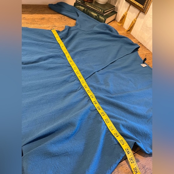 💙 H&M DIVIDED – Blue V-neck Dress – Size 4X - Picture 4 of 7